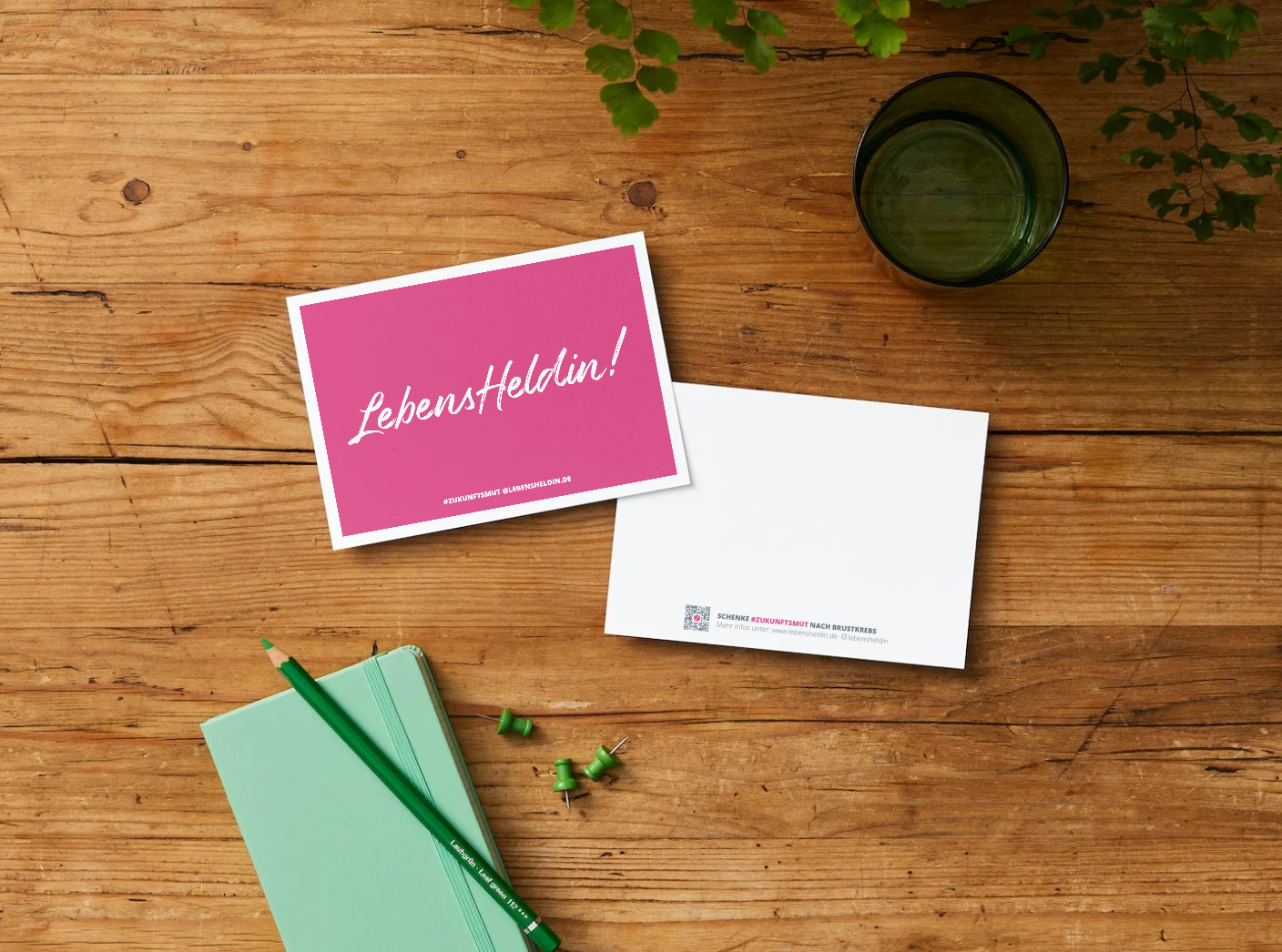 Postkarte mit Logo – Dein Statement für LebensHeldin!